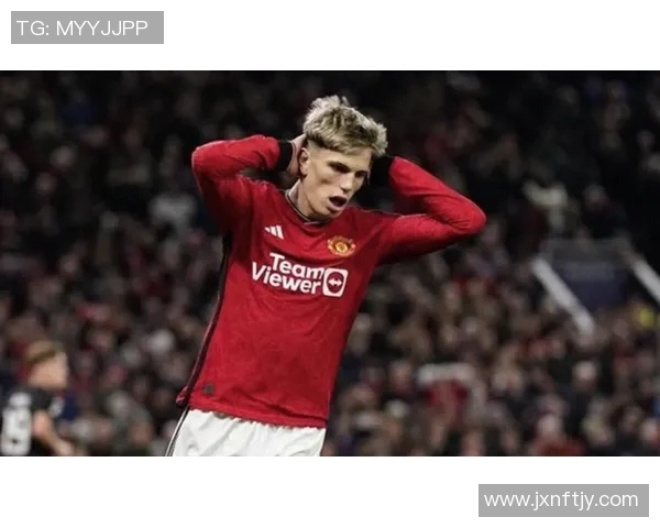 曼联1011赛季主场迎战瓦伦西亚精彩回顾与战术分析