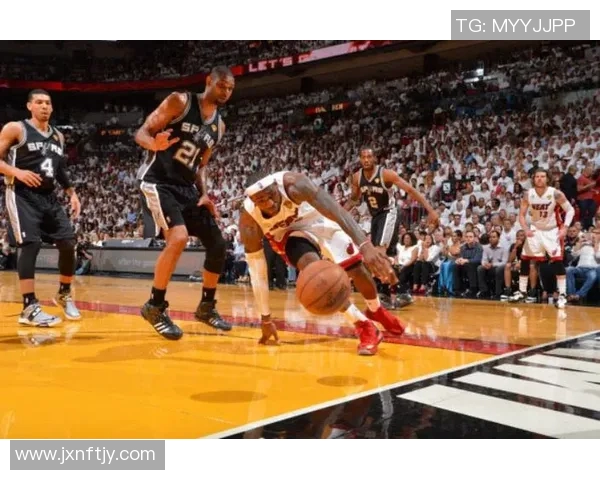 热火与马刺的经典对决回顾2012至2013赛季的精彩瞬间与战术分析 热火与马刺的经典对决回顾2012至2013赛季的精彩瞬间与战术分析