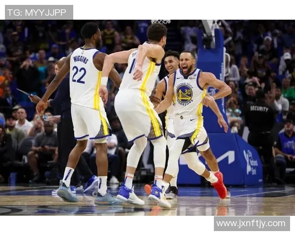 2016年4月7日勇士与马刺的巅峰对决回顾与精彩瞬间分析 2016年4月7日勇士与马刺的巅峰对决回顾与精彩瞬间分析