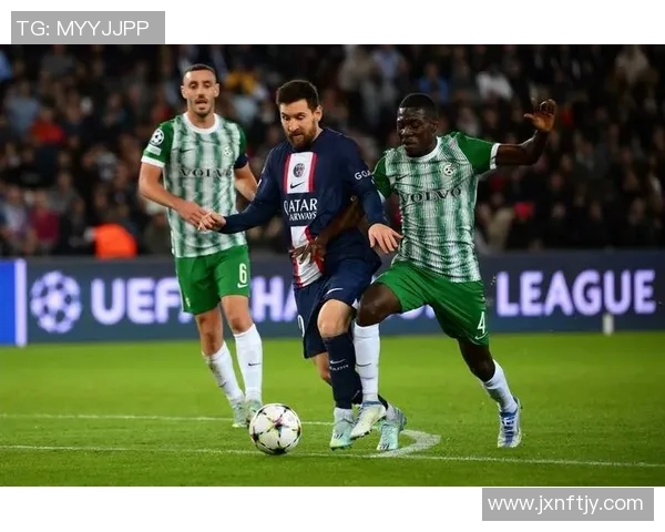 中央海岸足球队对阵中德莱德队的精彩对决与赛季前景分析 中央海岸足球队对阵中德莱德队的精彩对决与赛季前景分析