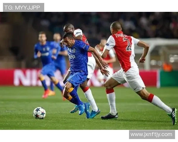 提华纳与拿加沙的激烈对决揭示足球战术与团队精神的完美结合 提华纳与拿加沙的激烈对决揭示足球战术与团队精神的完美结合