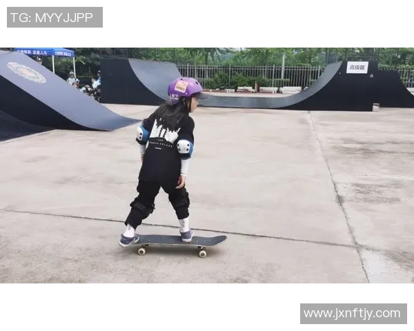 成都滑板队引领潮流新风尚探索节奏革新之路