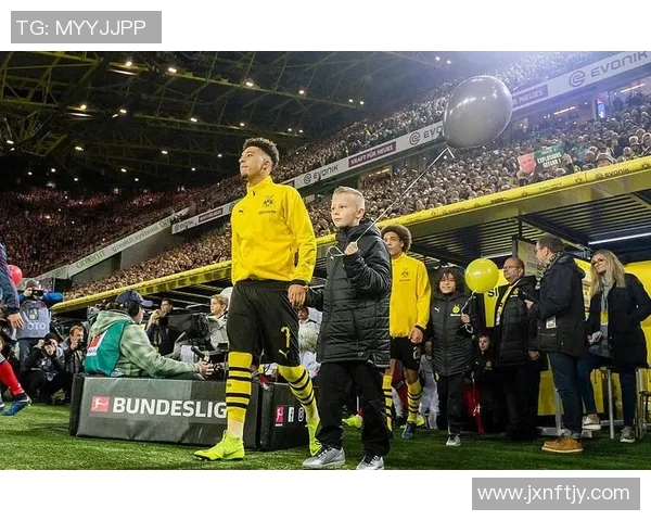 洛特体育主场迎战多特蒙德期待精彩对决与精彩进球的较量 洛特体育主场迎战多特蒙德期待精彩对决与精彩进球的较量