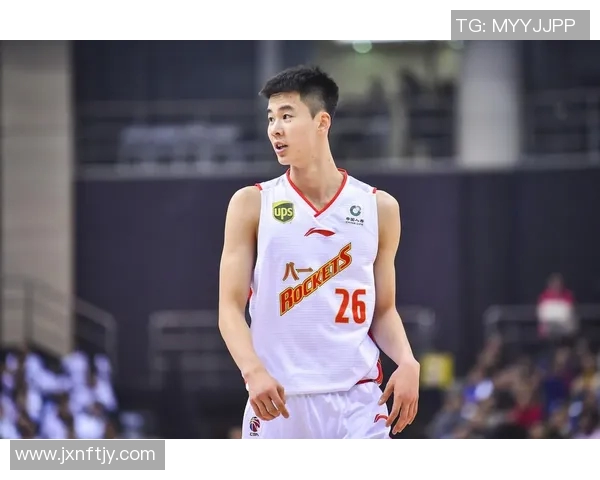 郭昊文：从篮球新星到职业生涯的崭新篇章探索与成长之路